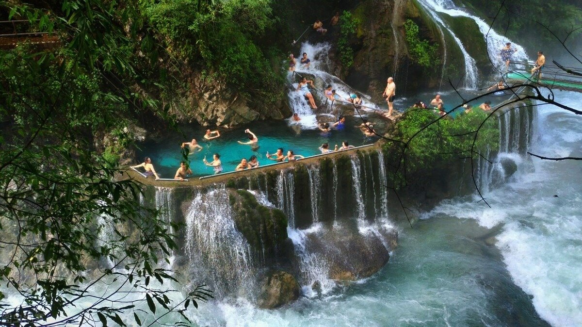 Luoji Ninety-Nine Miles Hot Spring Waterfall, Sichuan
