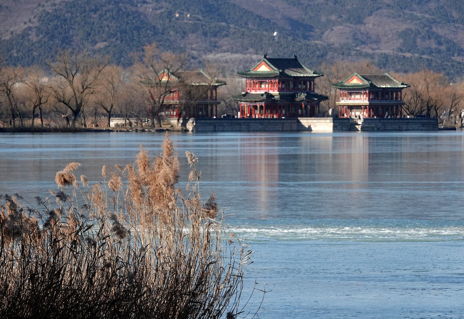 Kunming Lake